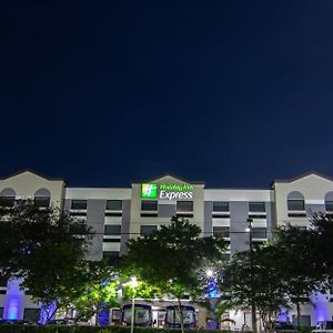 Holiday Inn Express And Suites Fort Lauderdale Airport West By Ihg